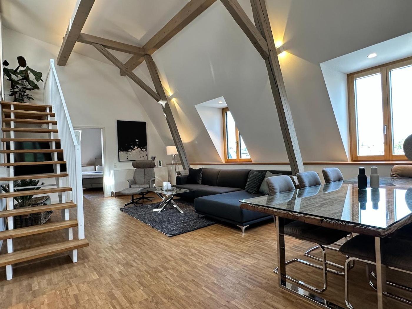 Apartamento Truly - Viel Platz Fuer Business & Familie - Modern, Garage, Fahrstuhl Augsburgo Exterior foto
